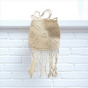 Vintage Hand Crochet Hippie Flower Child Purse w Flap 1960's/70's​​